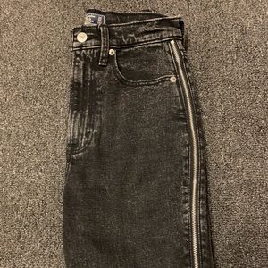 Abercrombie Mom Jeans ❣️